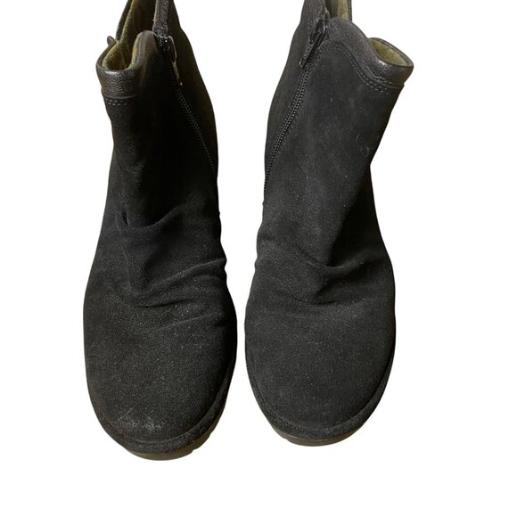 Fly London Wynn Suede Ankle Booties Sz 38 (EU) Zip Close Rounded Toe - Picture 6 of 10